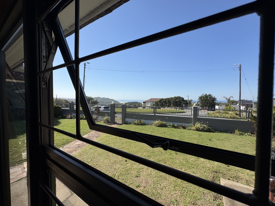 4 Bedroom Property for Sale in Nahoon Beach Eastern Cape